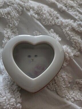 Vintage Otagiri White Heart-Shaped Trinket Jewelery Dish Bob Harrison Gold Gilt